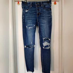 Womens American Eagle distressed jeans